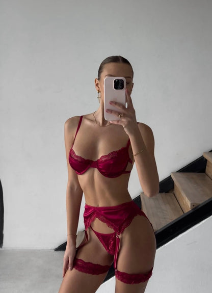 SET lIGUERO IVANY